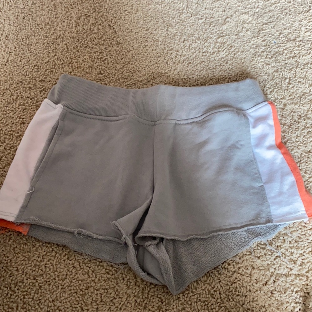 sweat shorts size small